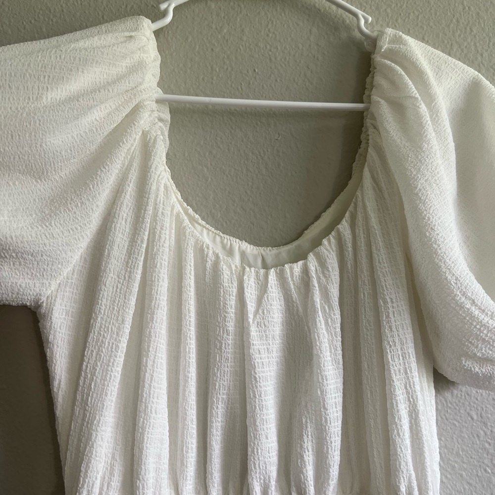 ASTR THE LABEL smocked tiered maxi dress Sz M - Picture 4 of 9